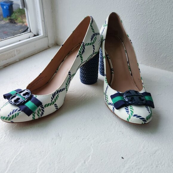 LIKE NEW VINTAGE AUTHENTIC TORY BURCH NAUTICAL CLASSIC LEATHER HEELS SHOES - Picture 5 of 14